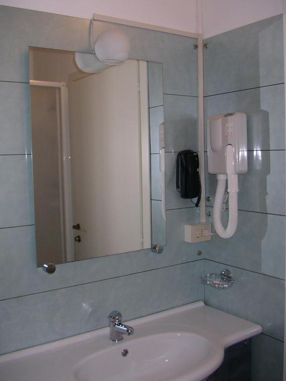 Albergo Cristallo Леньяно Номер фото